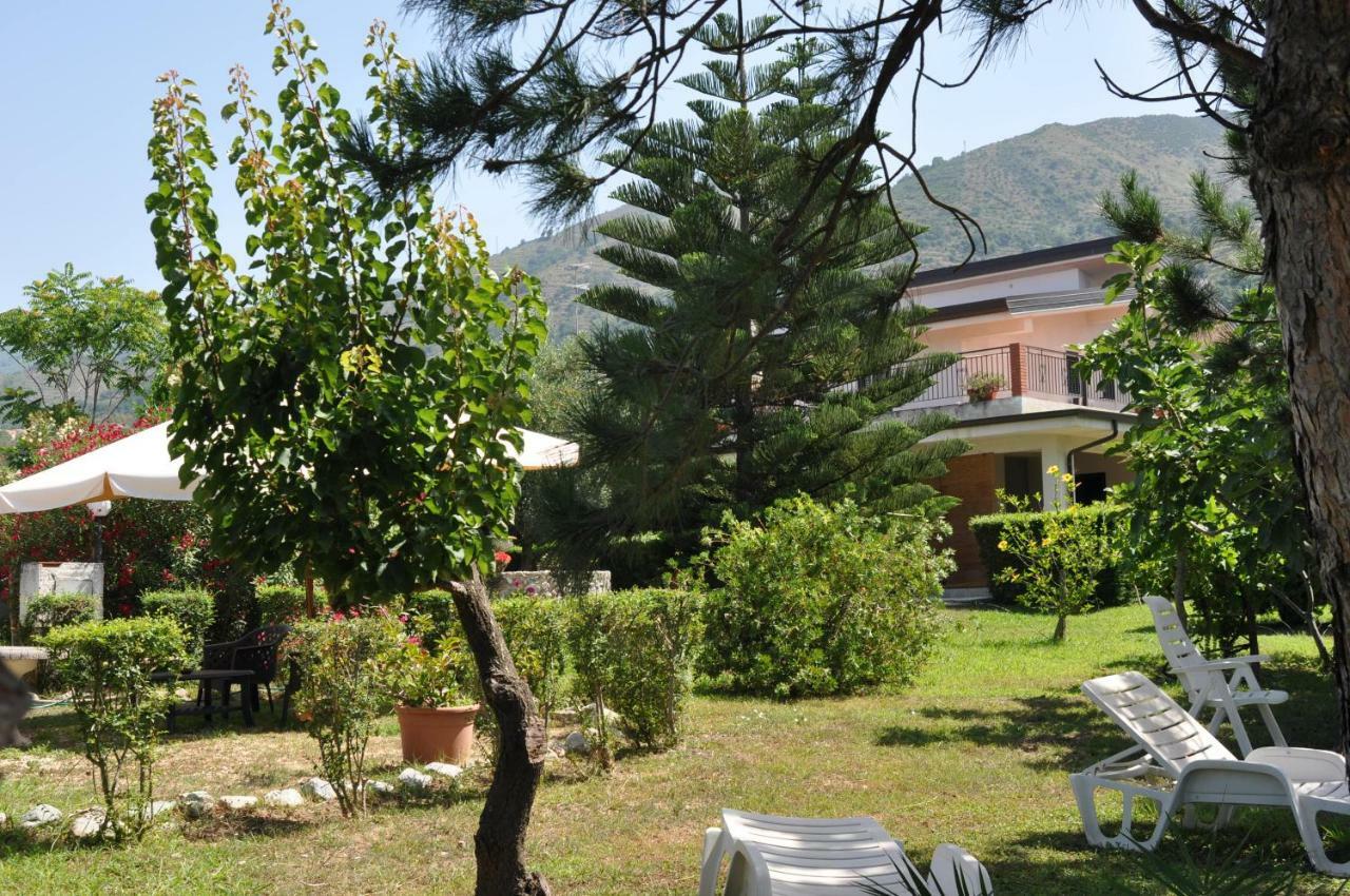 Villa Lidia Paola Exteriör bild